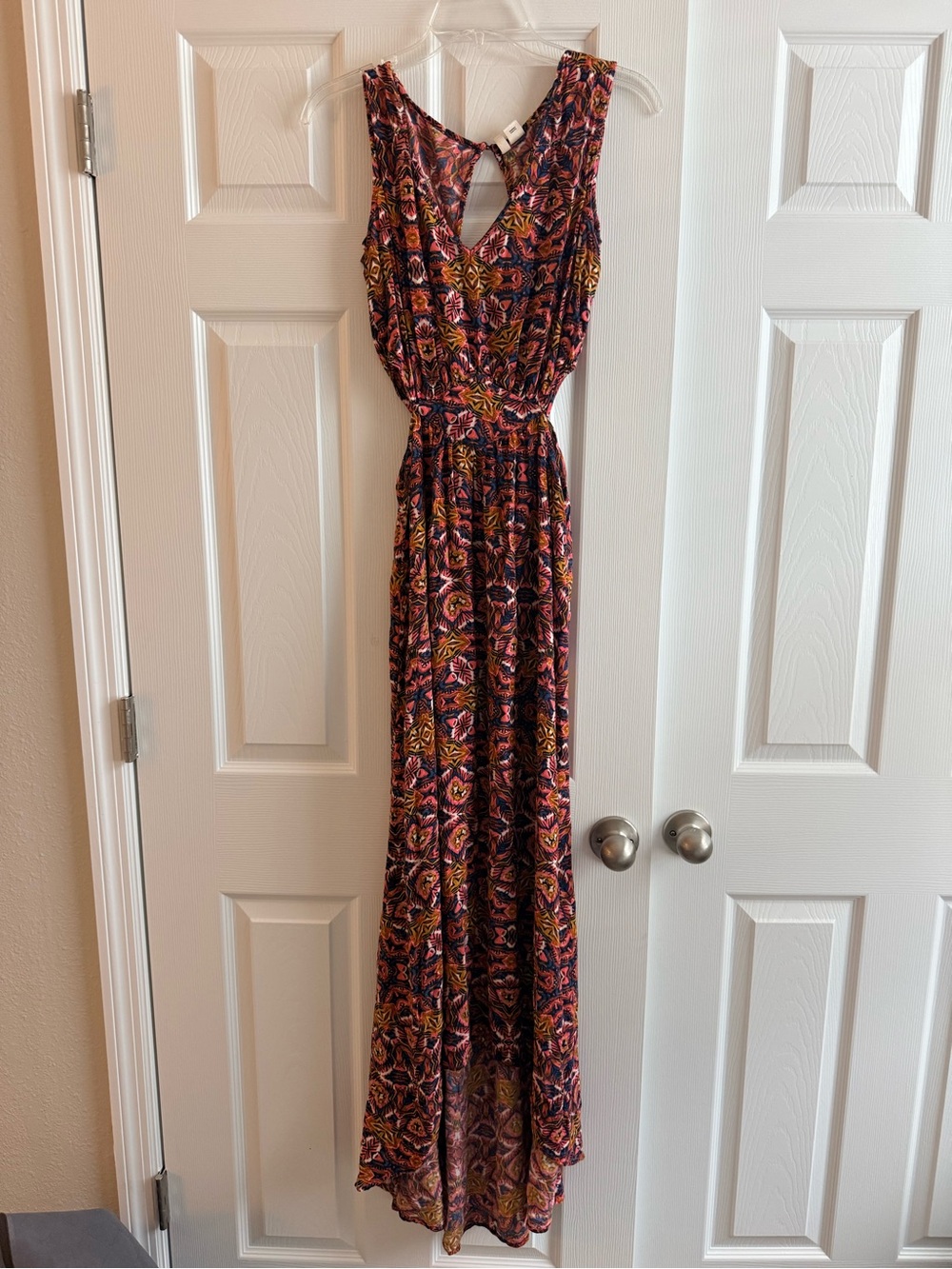 Billabong Sleeveless V-Neck Maxi Dress in Burgundy and Mustard Floral